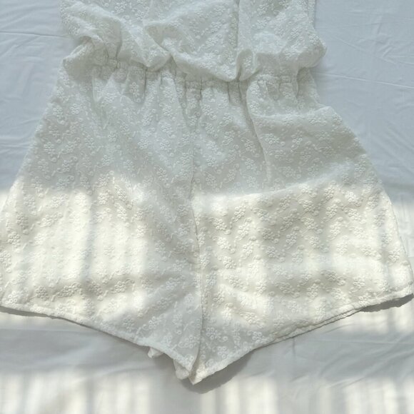 Ali & Jay Romper Lace Short White Boho Festival Bridesmaid Party Lined Medium - Picture 8 of 16